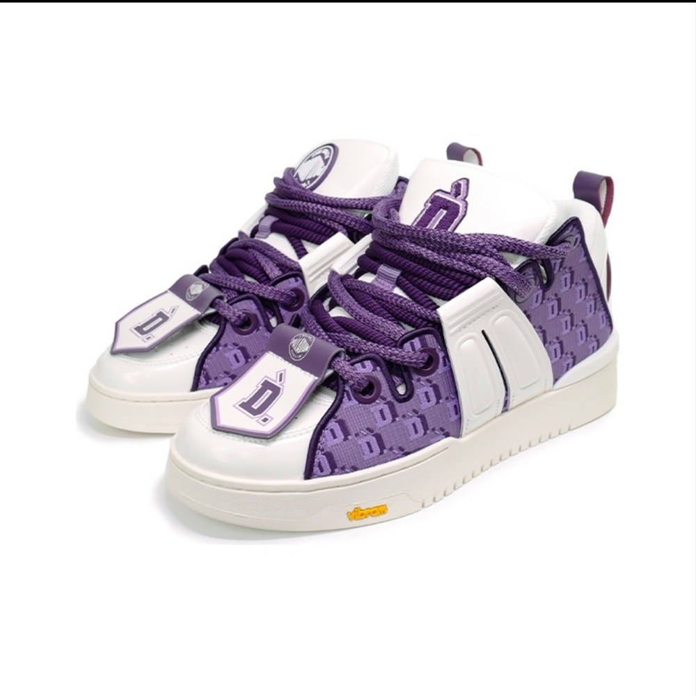 palladium-skateboarding-shoes-womens-mid-top-purple-white-64558660